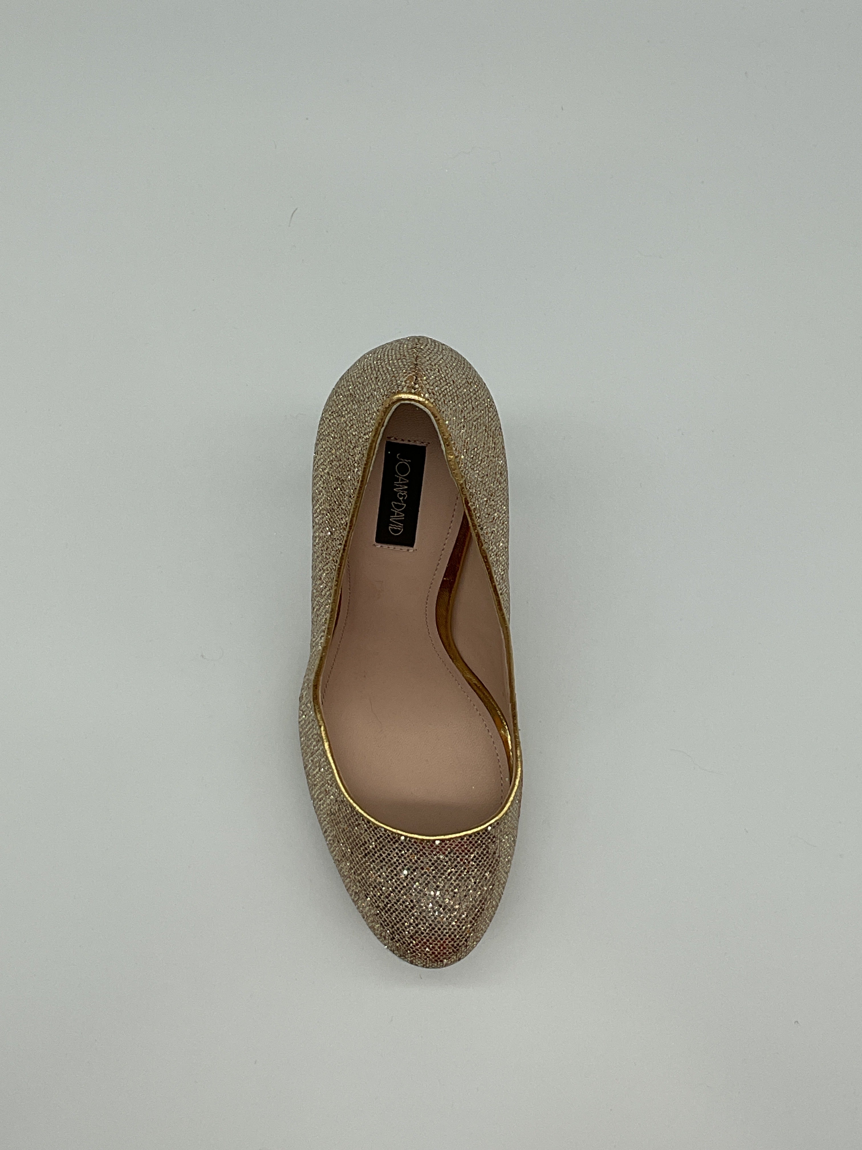 Joan & David Golden Heel Sz 6