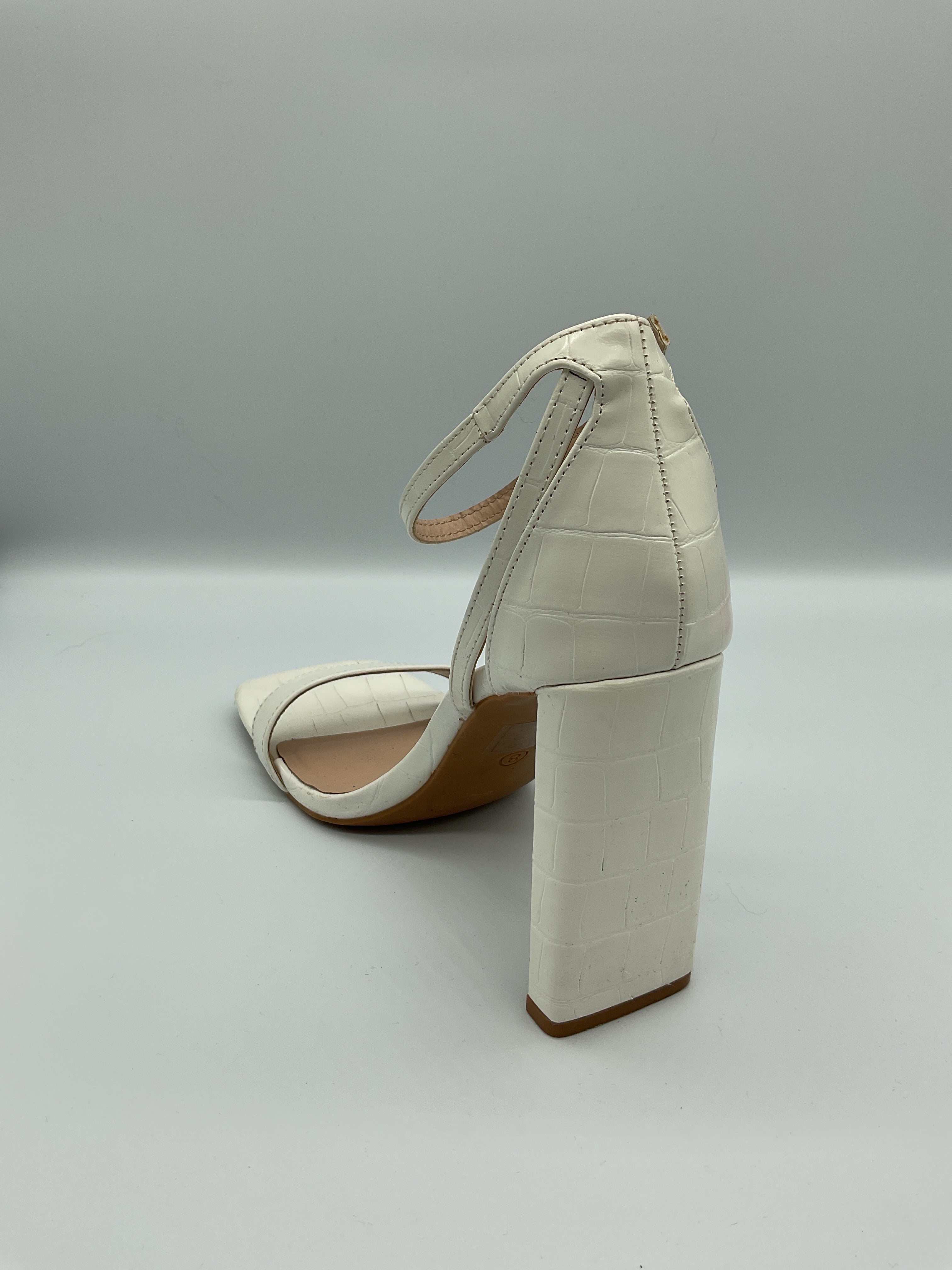 Dream Pairs Heel Sz 8