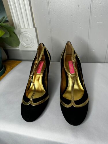 NWB Betsey Johnson Kenley Suede pumps Black with NWT Gold Strap