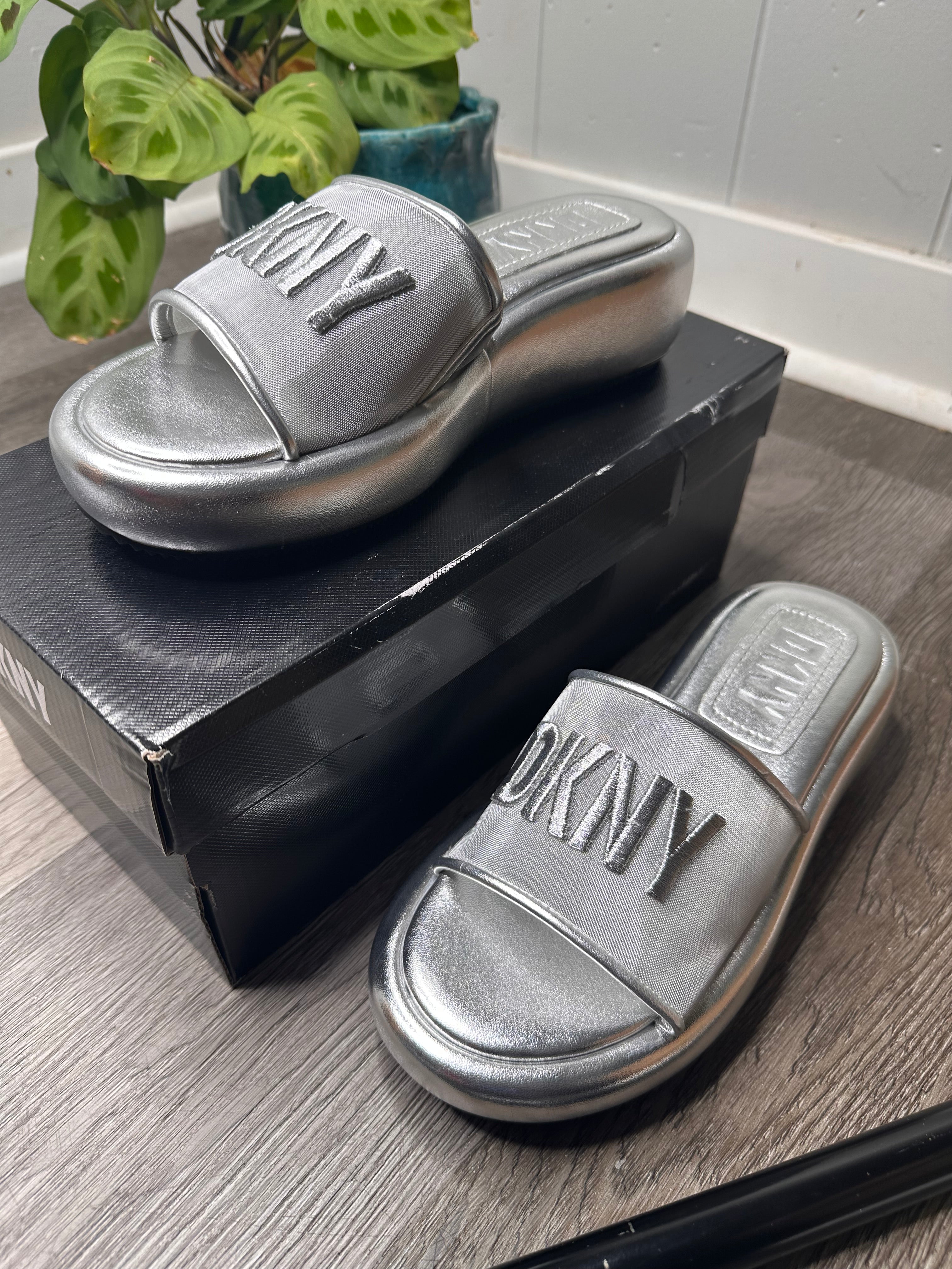 DKNY Metallic Odina Wedge Sandal 6.5