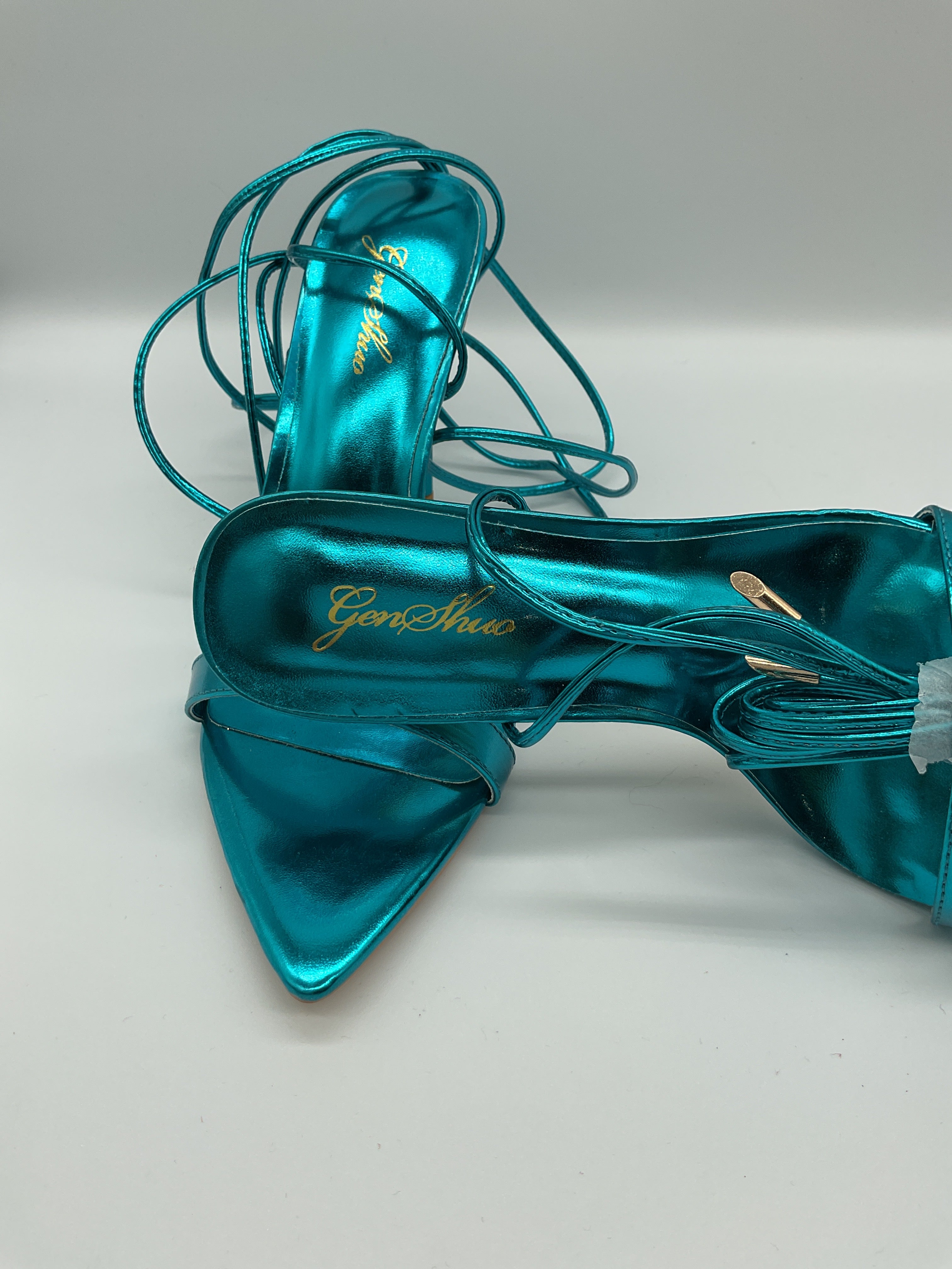 GenShuo Turquoise Heels Sz 7
