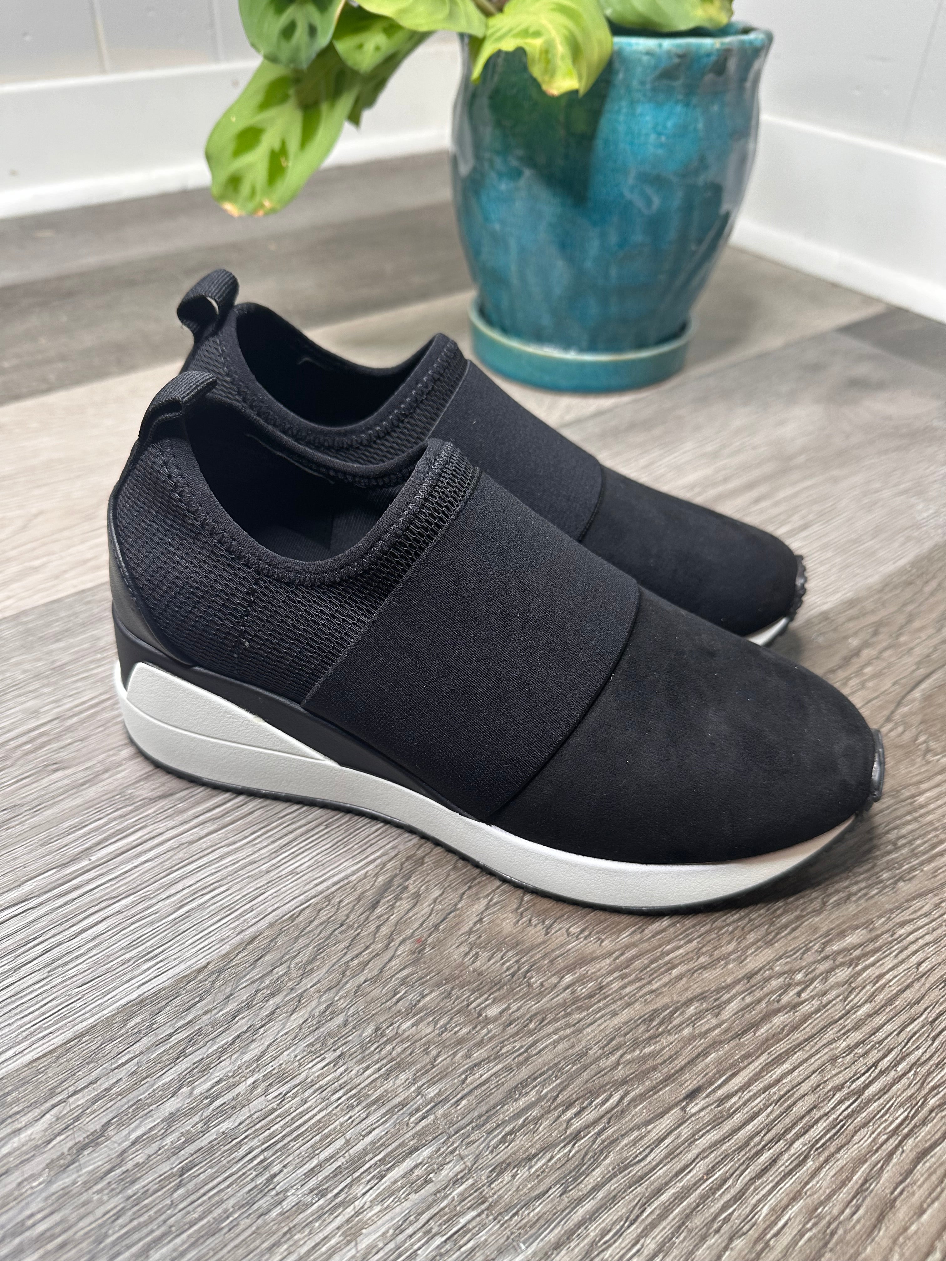 ALFANI Womens Black Mixed Media 1-1/2" Platform Cushioned Comfort Westonn Round Toe Wedge Slip On Athletic Sneakers