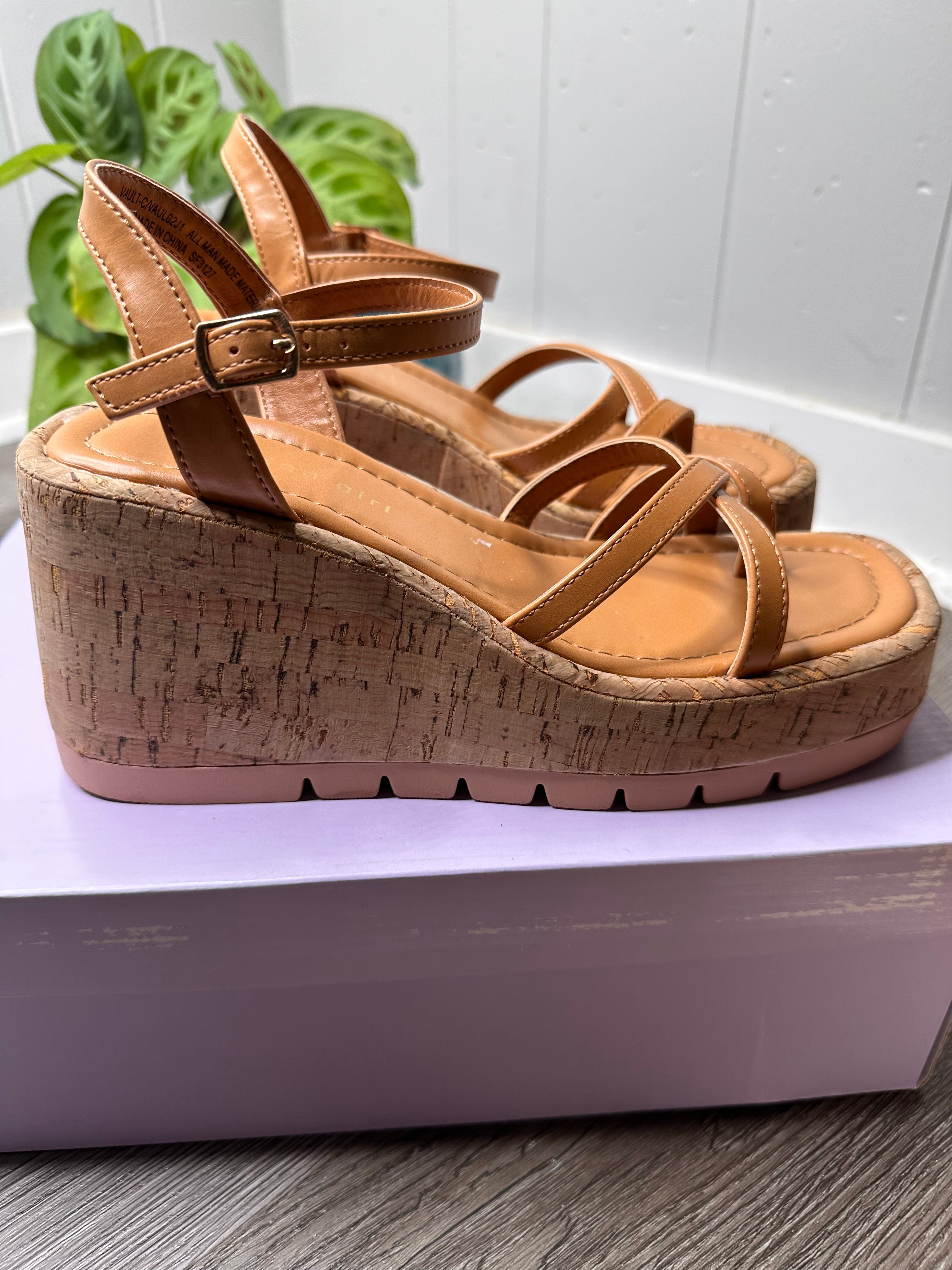 Madden Girl Women's Vaultt Wedge Sandal 6.5
