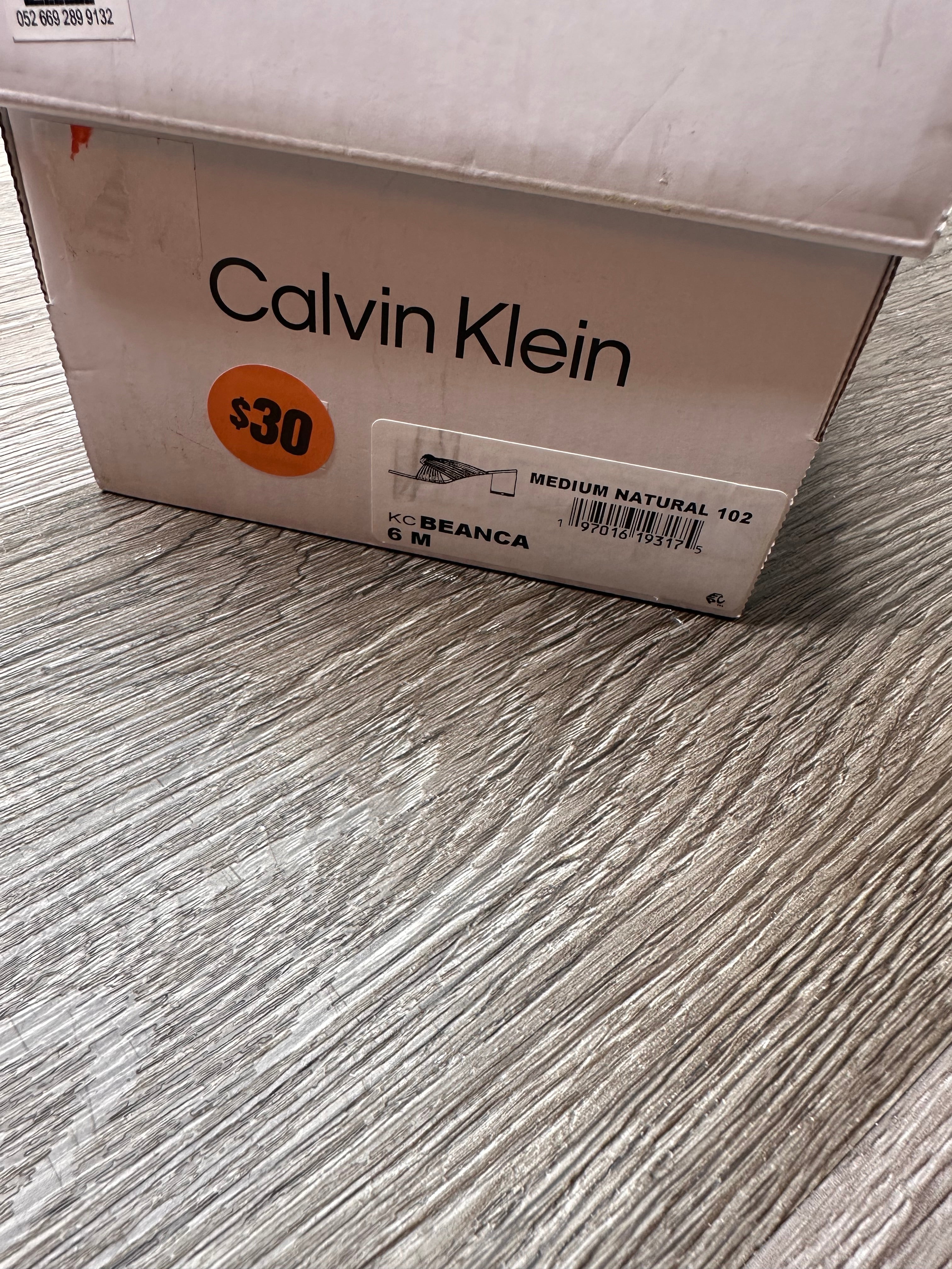 Calvin Klein Women's Sarity Ankle Boot 6M