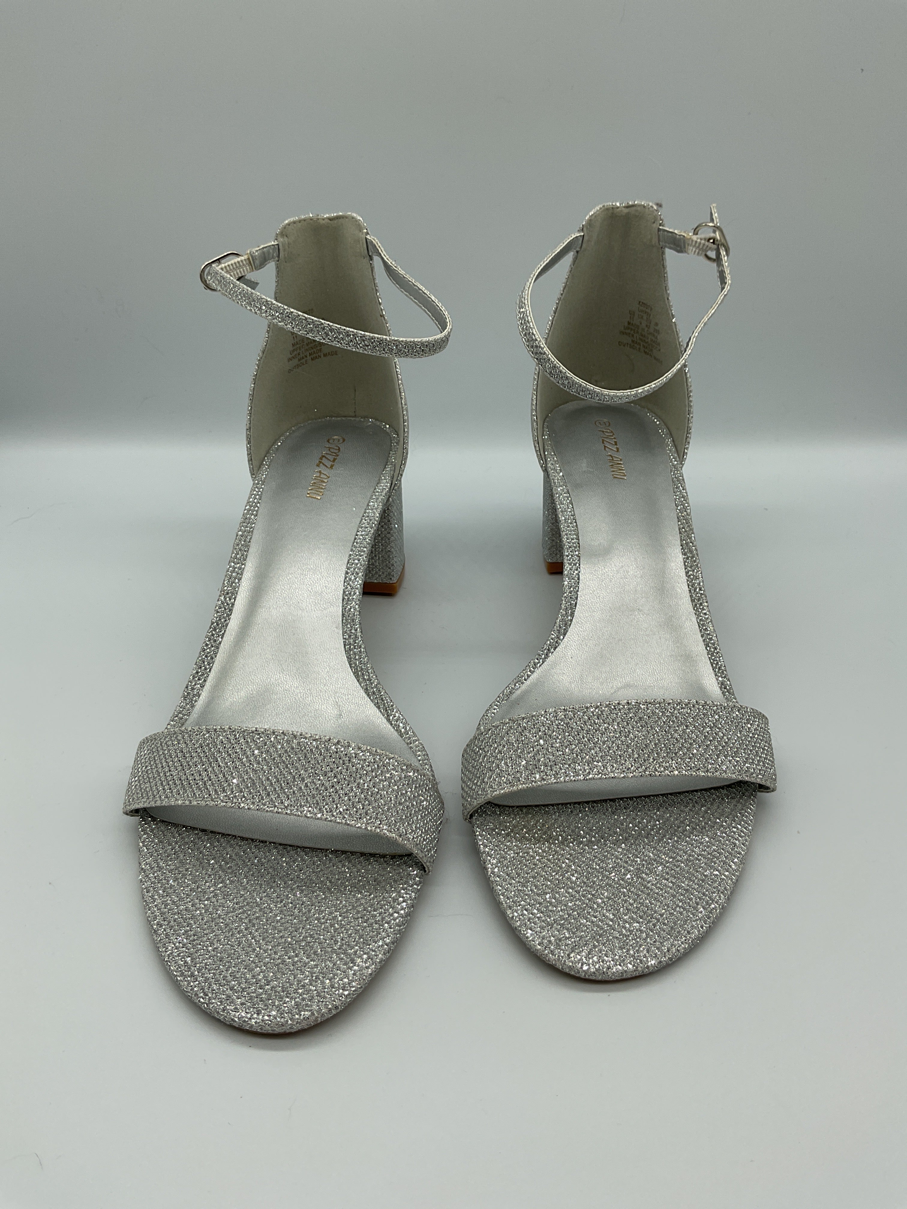 Pizz Annu Chunky Heel Sz 11