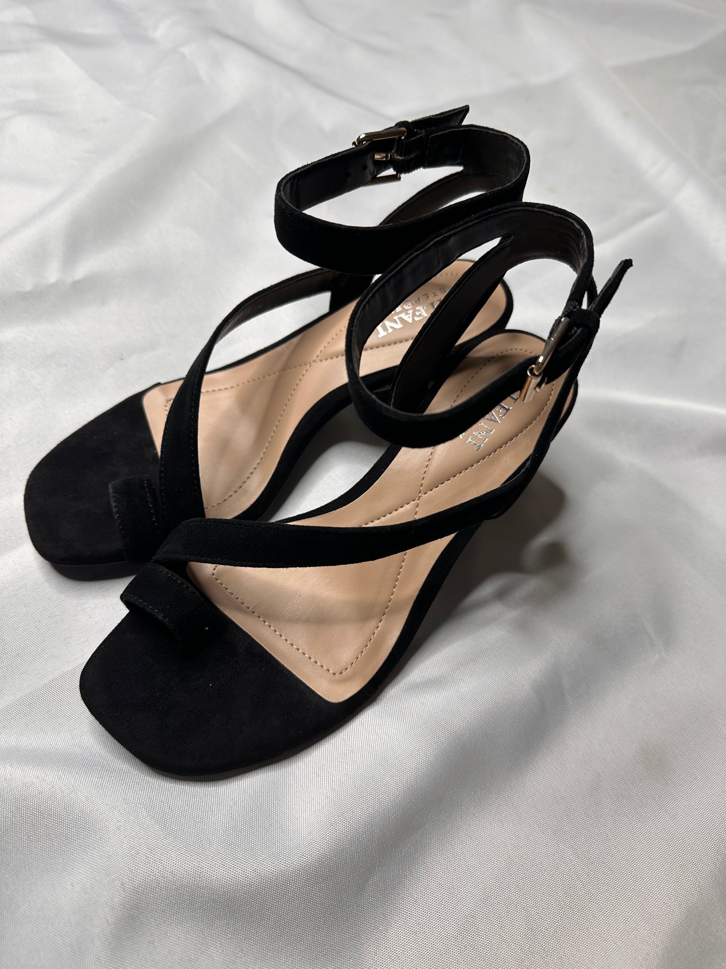 ALFANI Womens Black Metallic Toe Loop Ankle Strap Padded Coreena Round Toe Sculpted Heel Buckle Dress Heeled Sandal 6 M