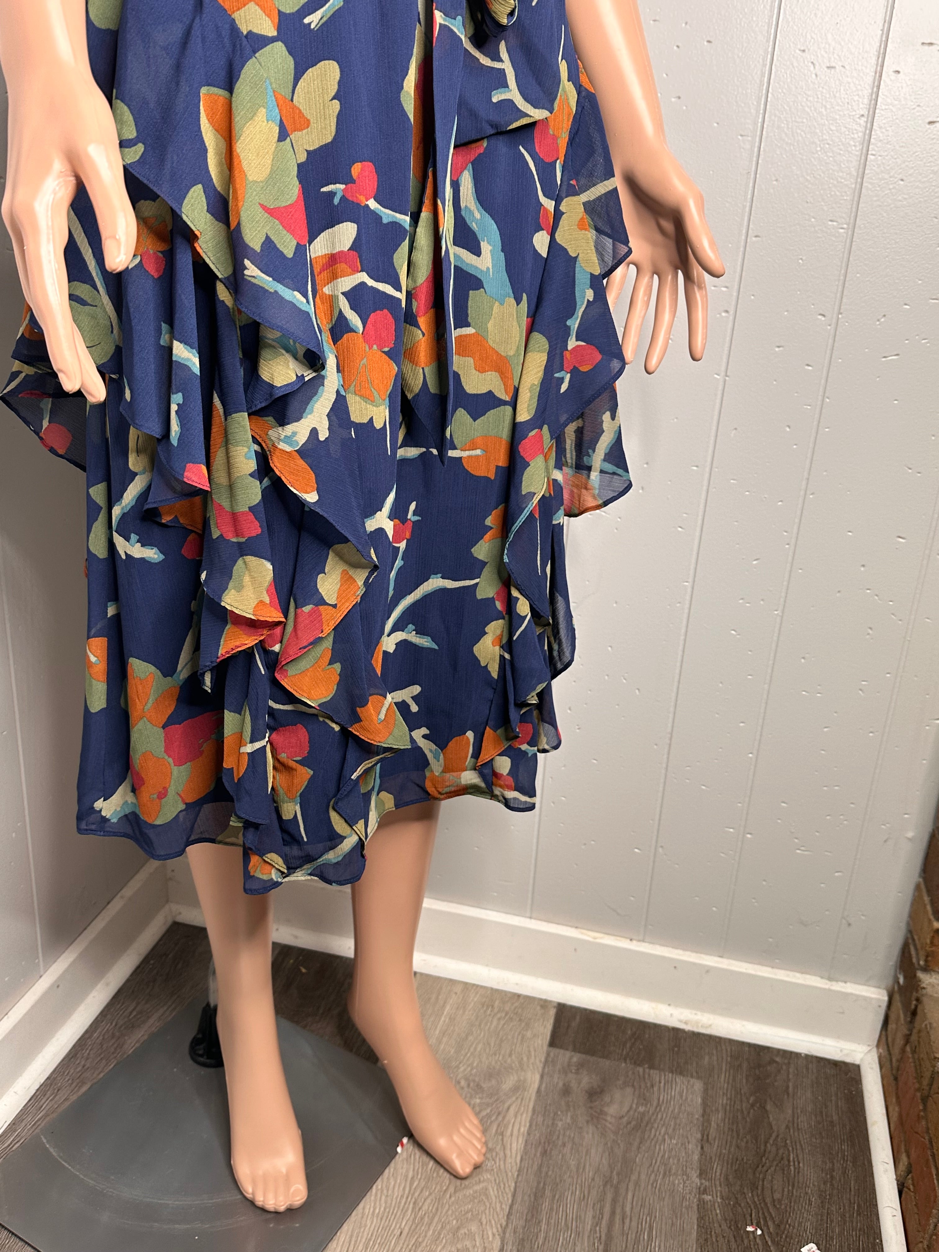 NWT LAUREN Ralph Lauren  Floral Ruffle-Trim Georgette Dress Size 2