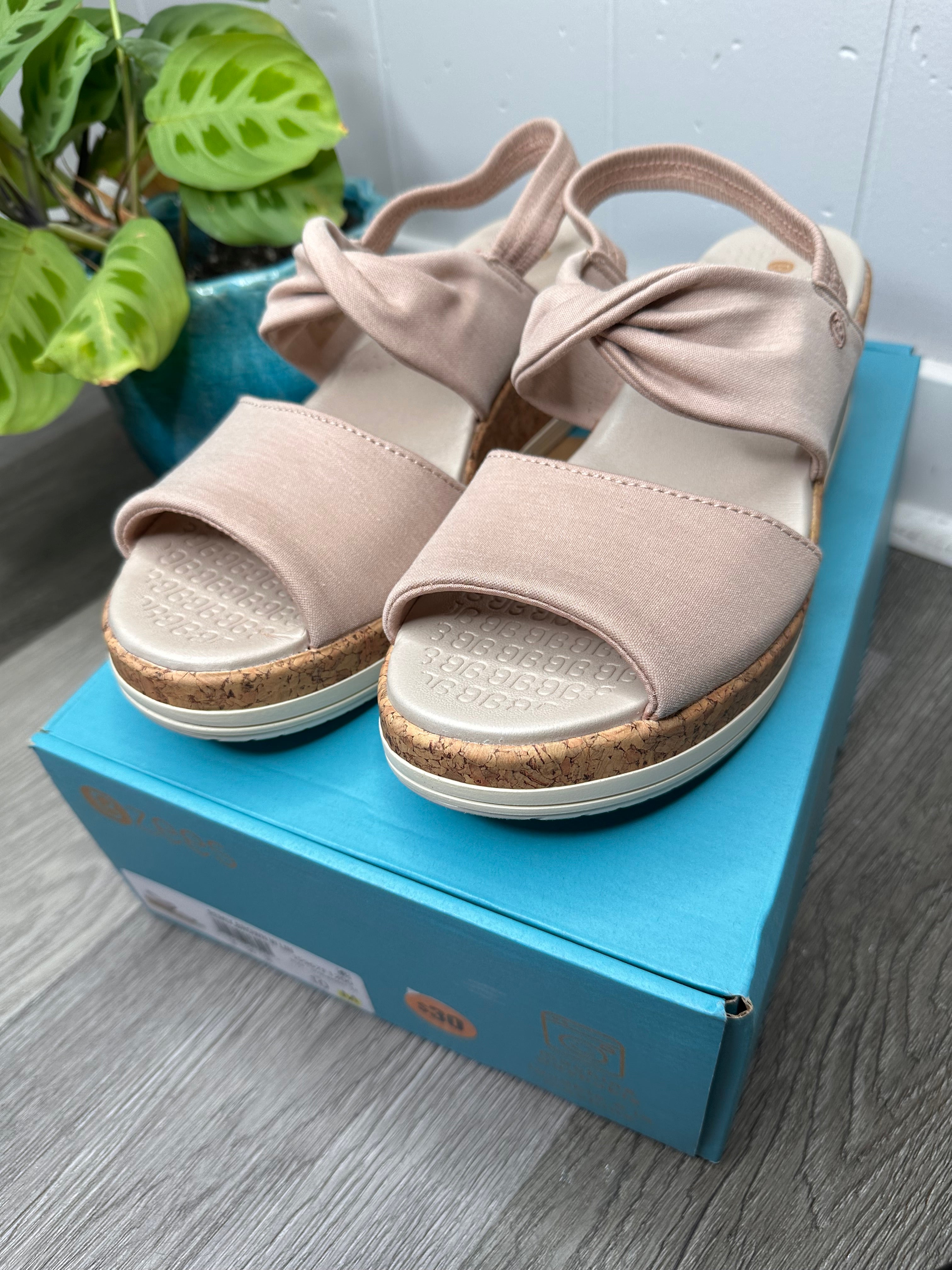 Bzees Remix Wedge Sandal 10M