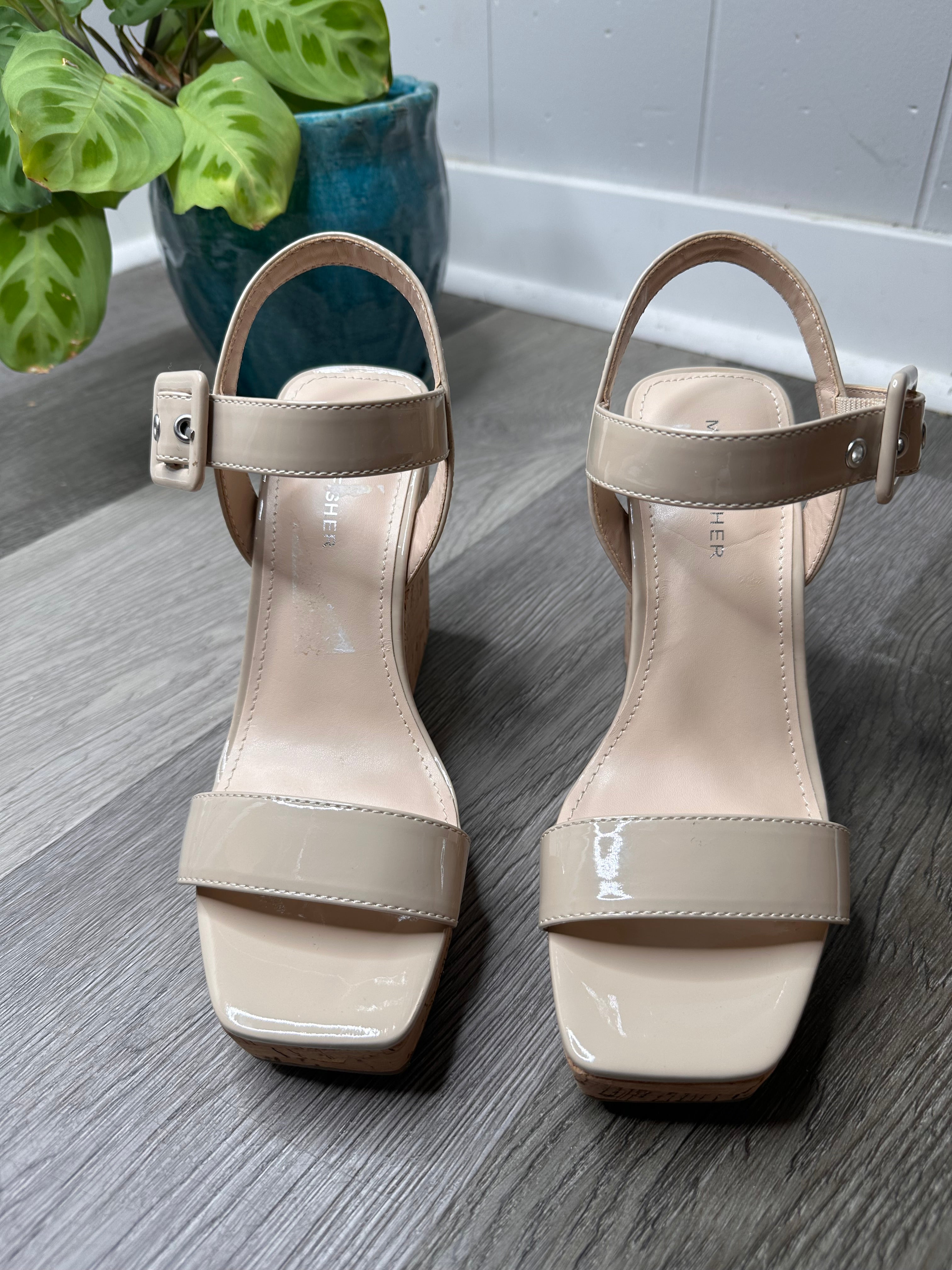 Marc Fisher Women's Lukey Wedge Sandal