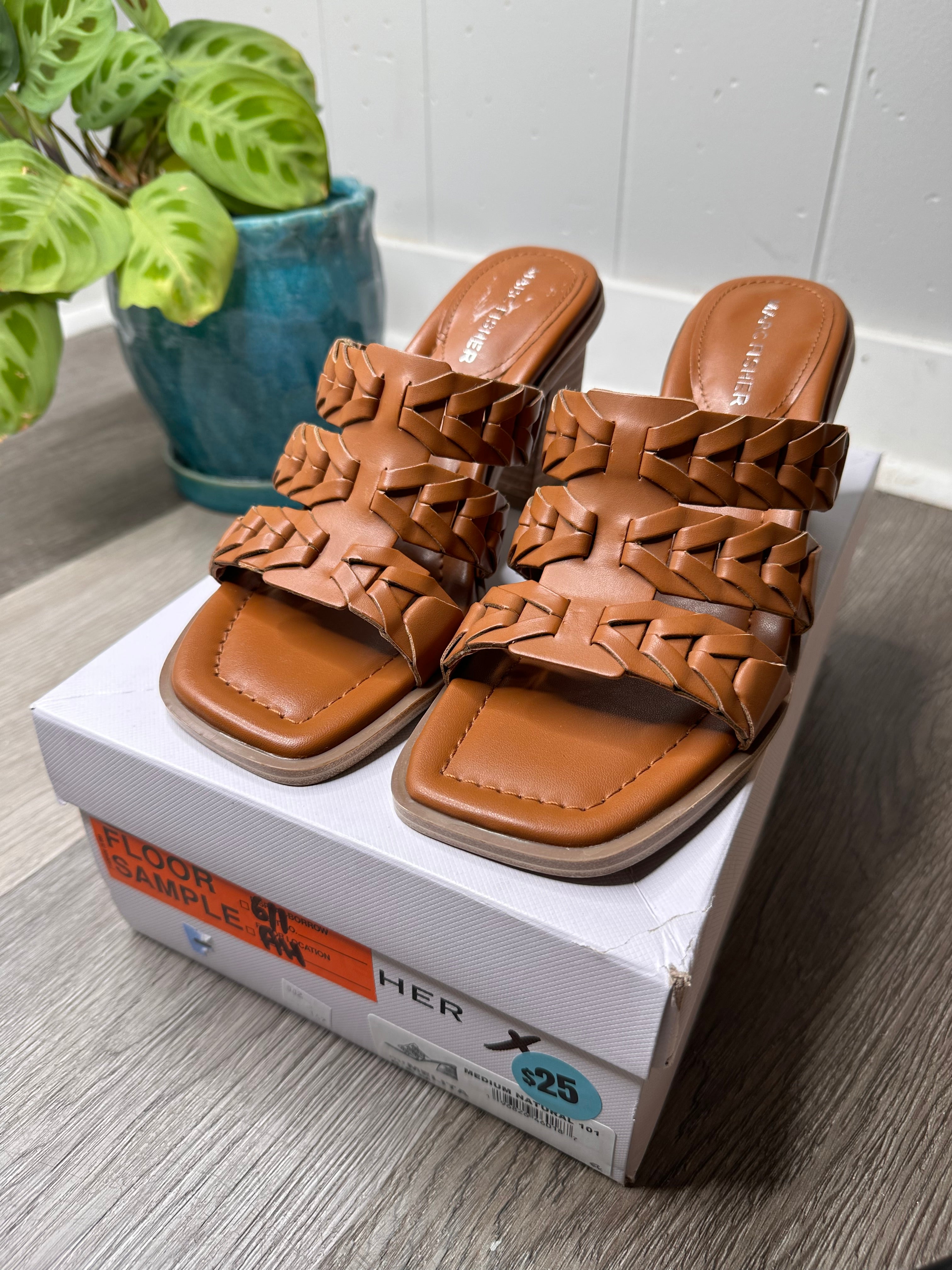 MELITA BLOCK HEEL SANDAL 6.5M