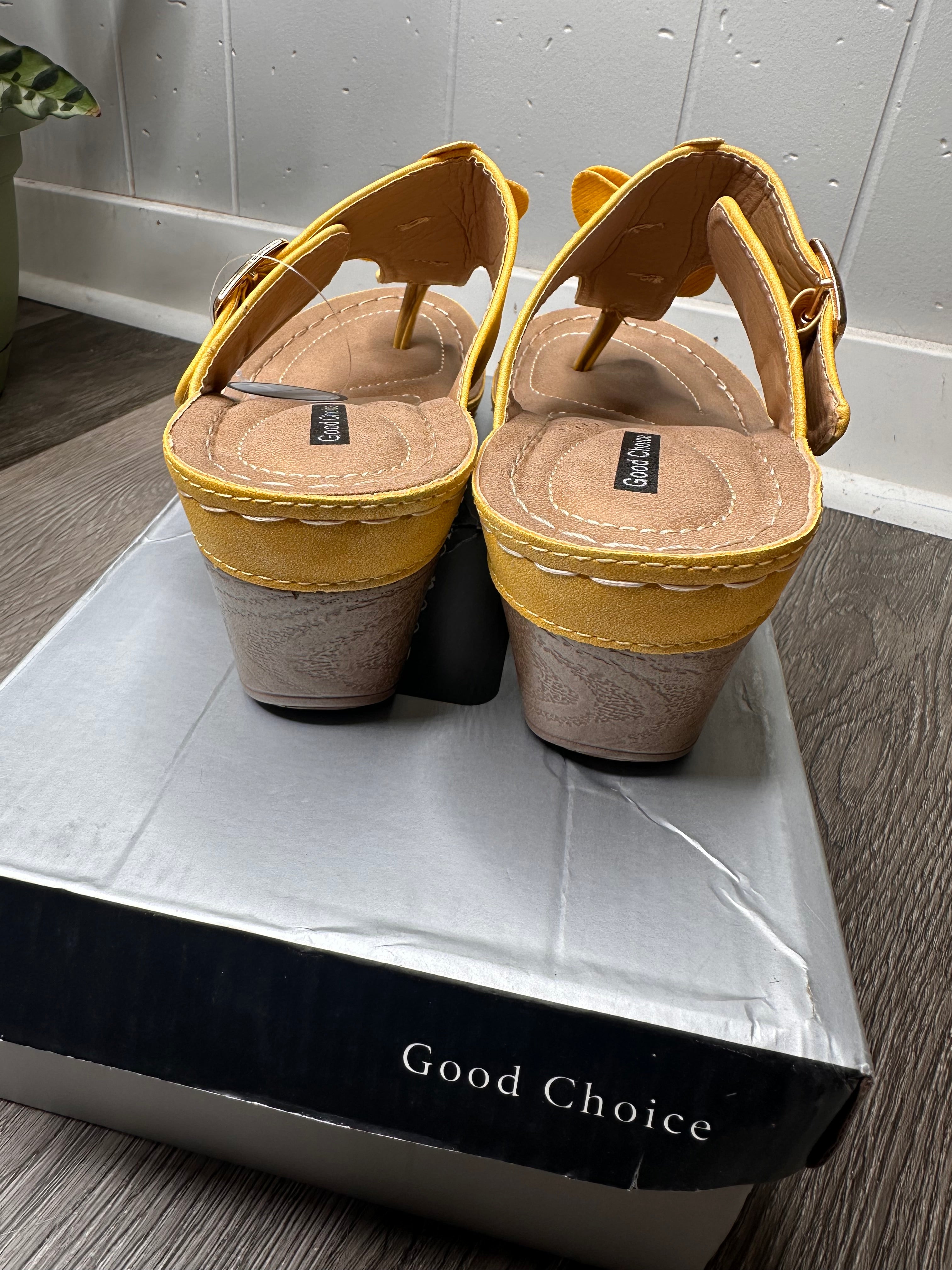 Good Choice Flora Wedge Sandal 8