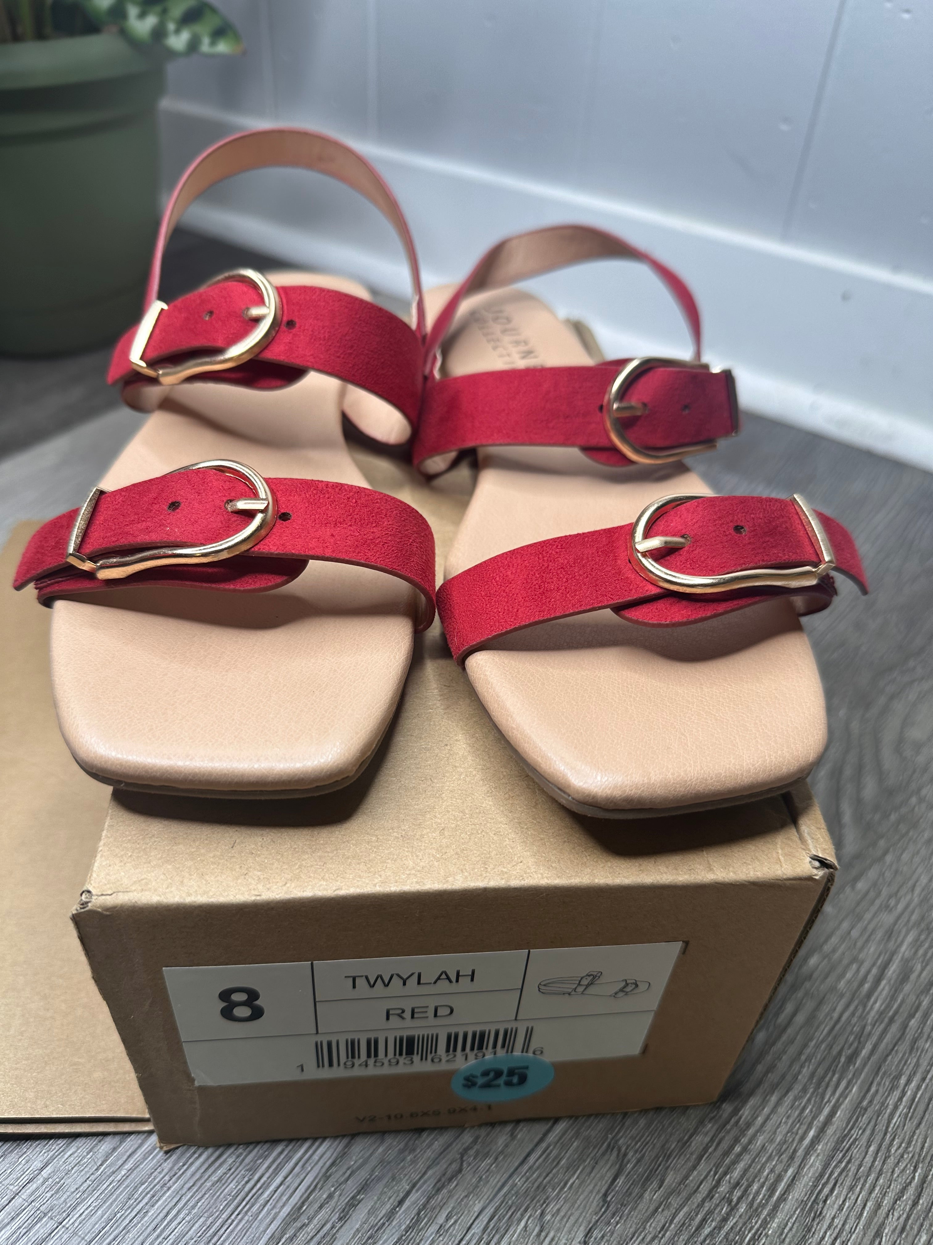 Journee Collection Twylah Sandals