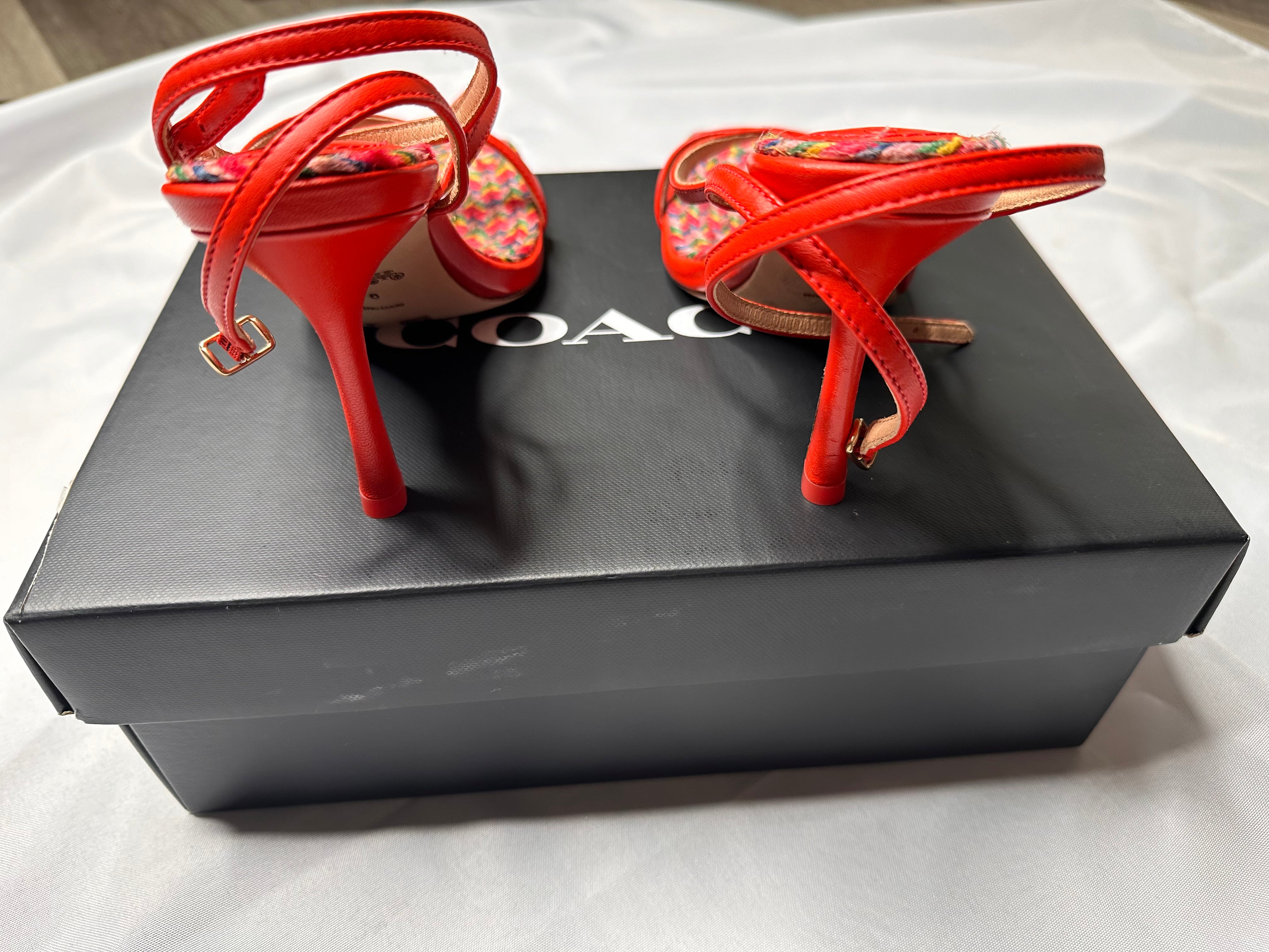 KAIA BUCKLE LEATHER STRAPPY SANDALS 6