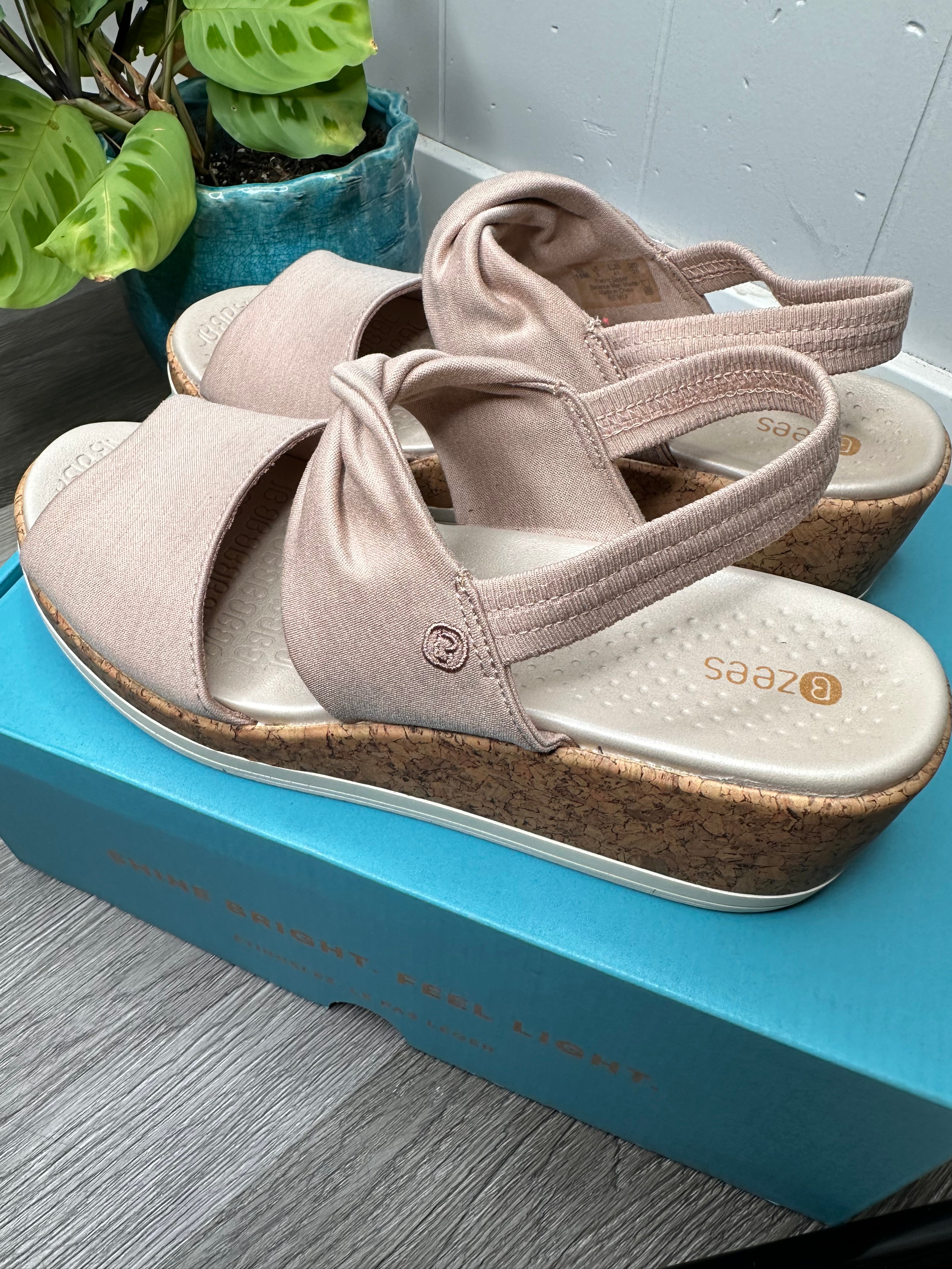 Bzees Remix Wedge Sandal 10M