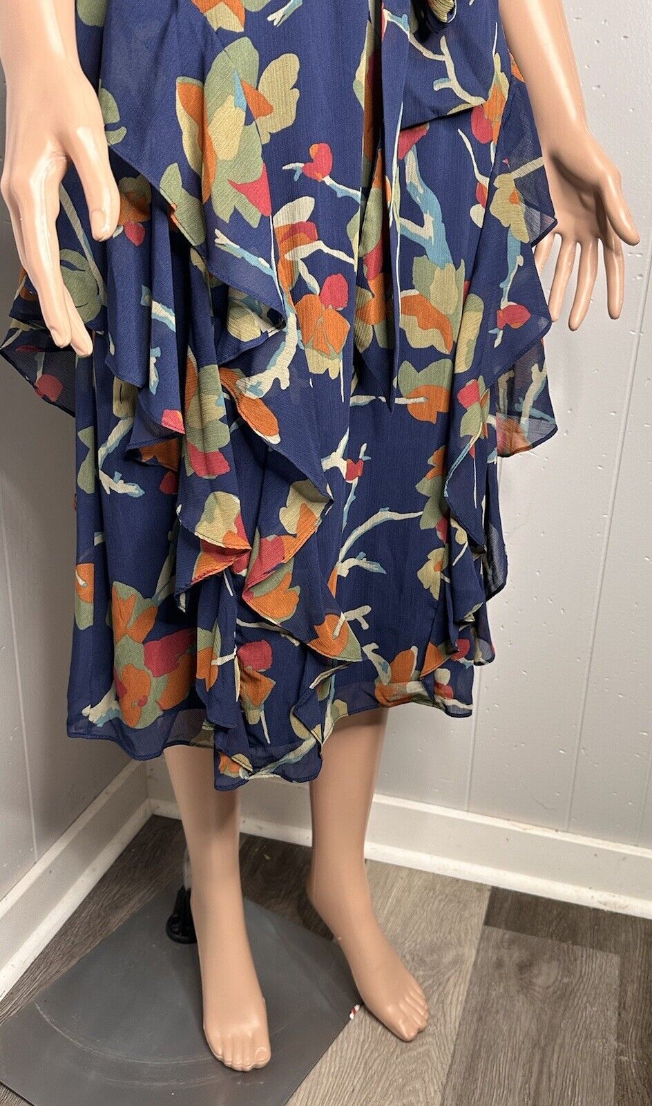NWT LAUREN Ralph Lauren  Floral Ruffle-Trim Georgette Dress Size 2