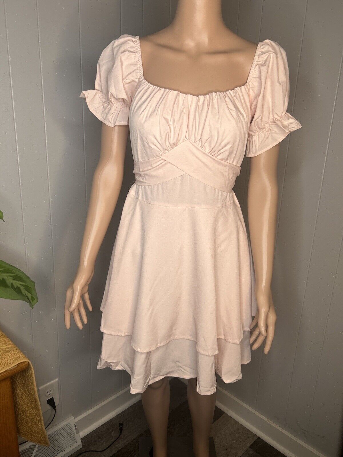 NWOT SZ XL PINK LYANER Women's Tie Back Off Shoulder Wrap Layer Ruffle Dress