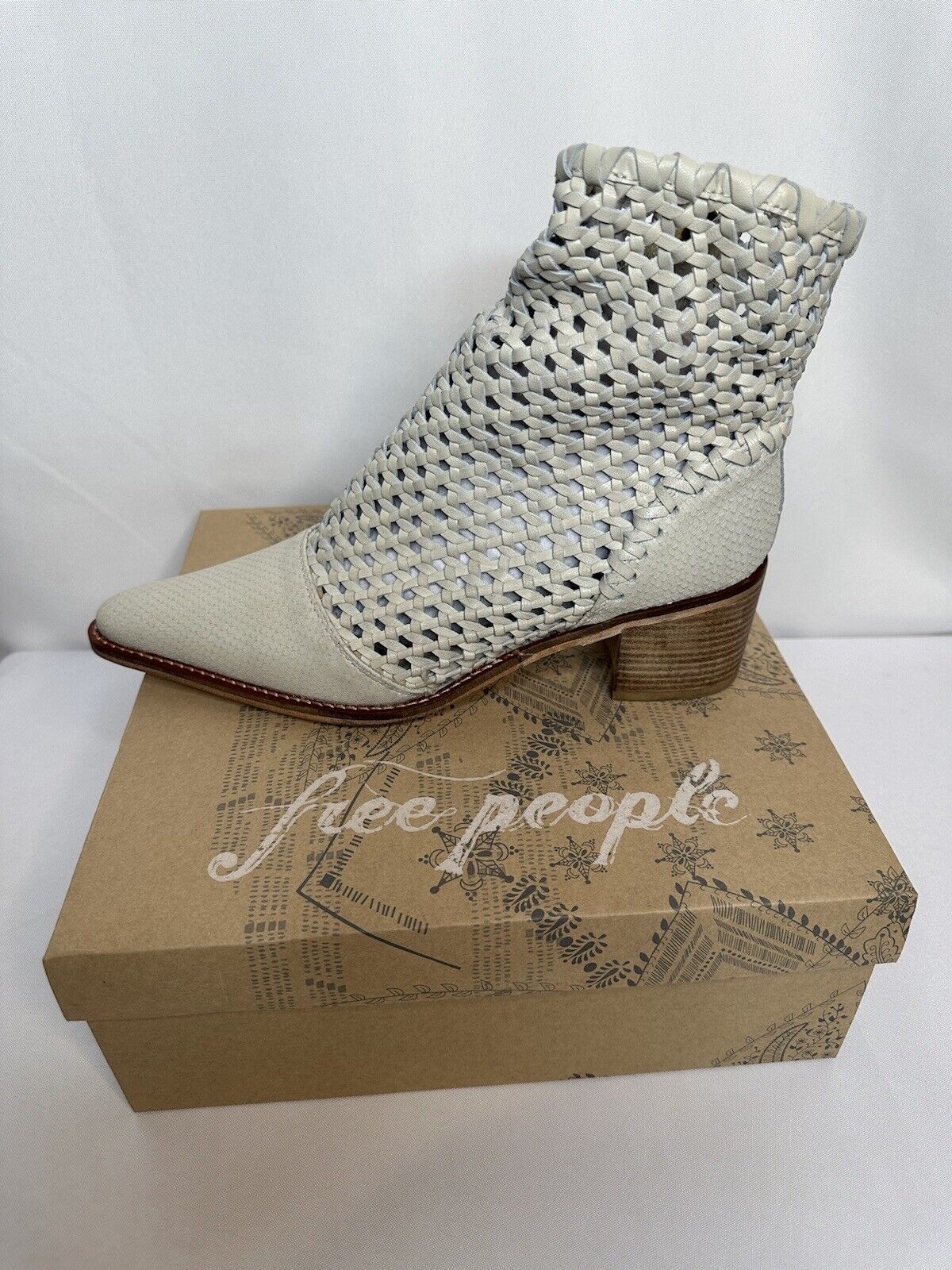 Free People In the Loop Woven Ankle Boots White Size 40/US 9.5